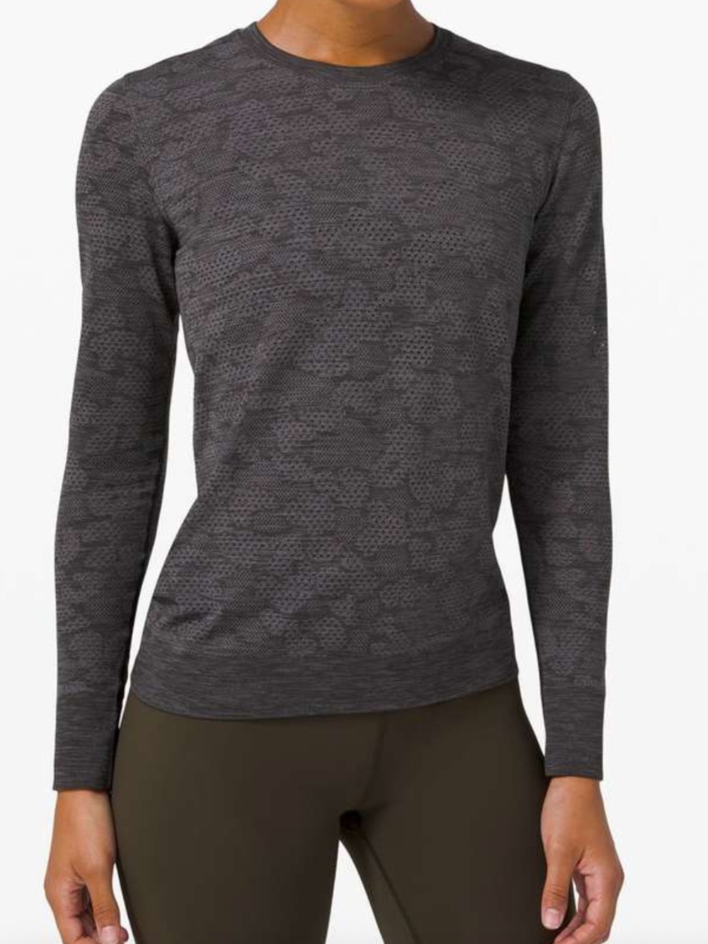 Lululemon Breeze By Long Sleeve in Polar Spots Size 8 - Gray Camo T Shirt Tee